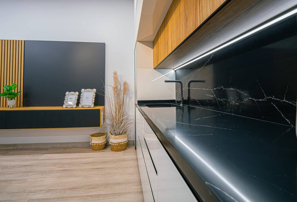 Cocina y Encimeras en nuestra tienda de cocinas en Málaga